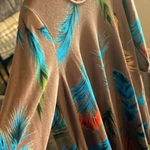Soft dress with feathers, Size L